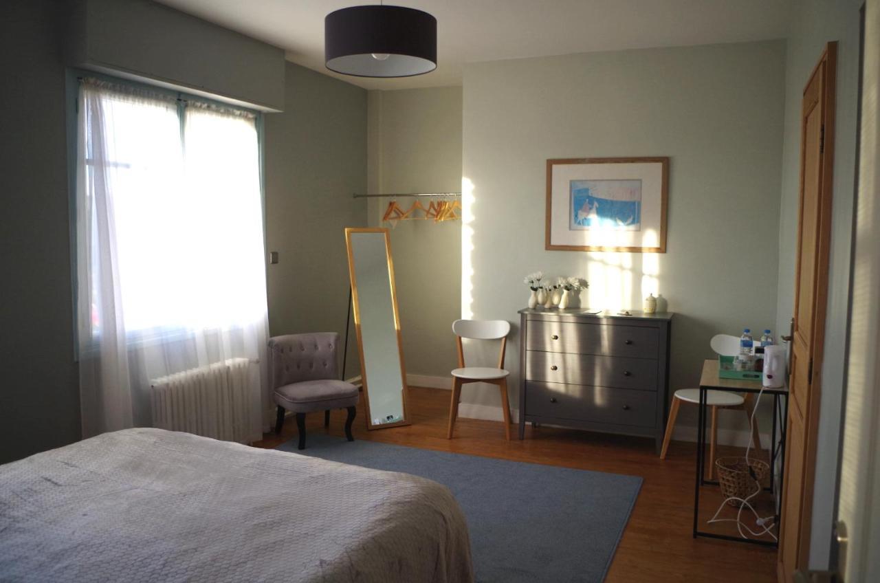13 Bees Bed and Breakfast Confolens Buitenkant foto